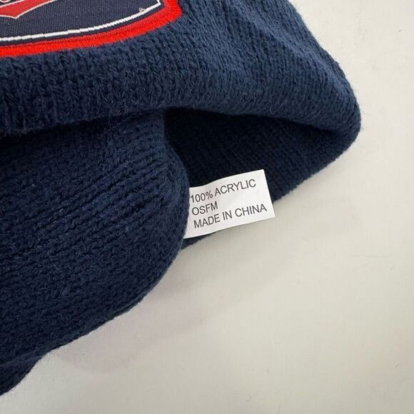 Minnesota Twins Winter Hat Navy Blue & Red Pom Pom Cuffed Hat - Picture 4 of 5